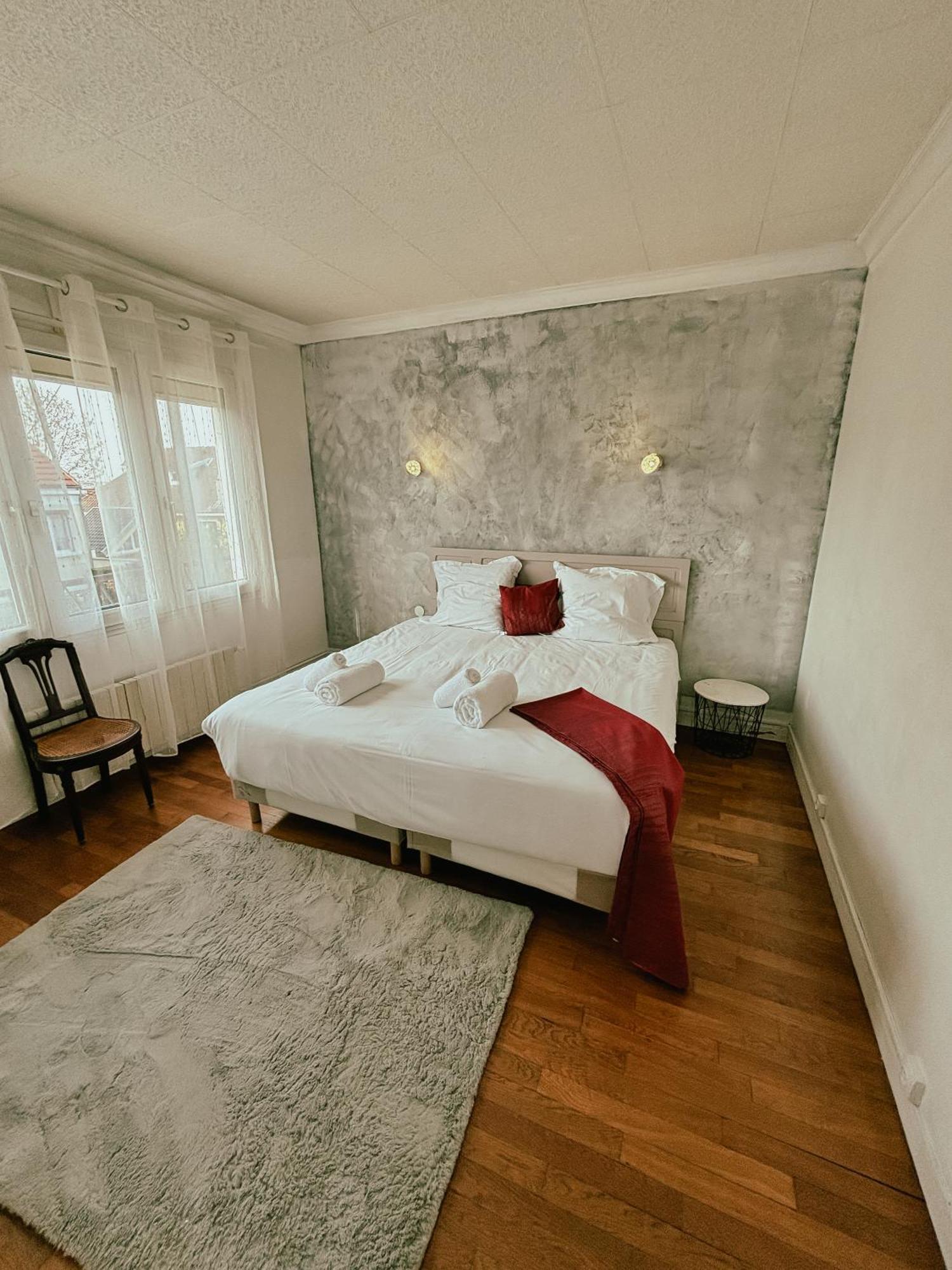 Duplex Avec Jardin - Proche Paris - Disneyland - Rer - Noisy-le-Grand Exterior foto